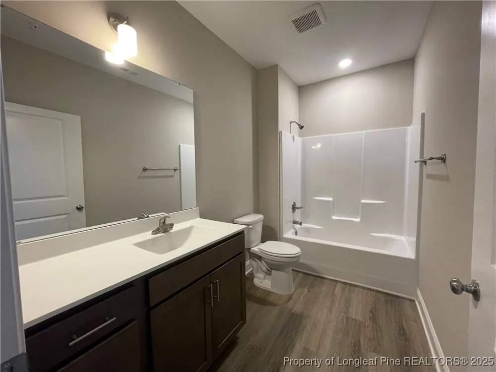 220 Gallery Drive #201 Spring Lake, NC 28390