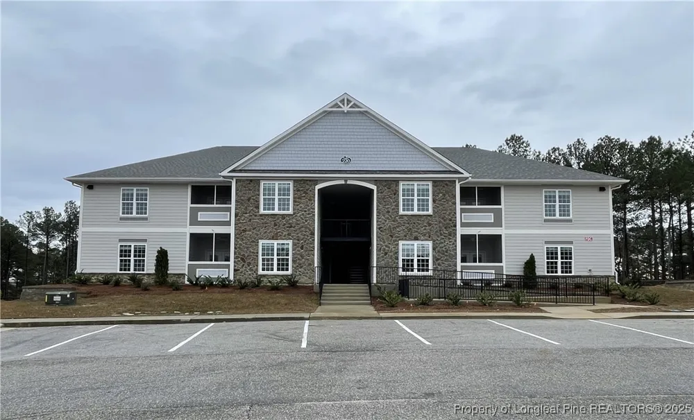 220 Gallery Drive #201 Spring Lake, NC 28390
