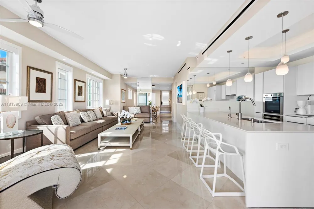 19253 Fisher Island Dr #19253 Miami Beach, FL 33109