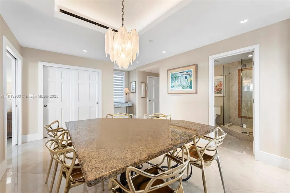 19253 Fisher Island Dr #19253 Miami Beach, FL 33109