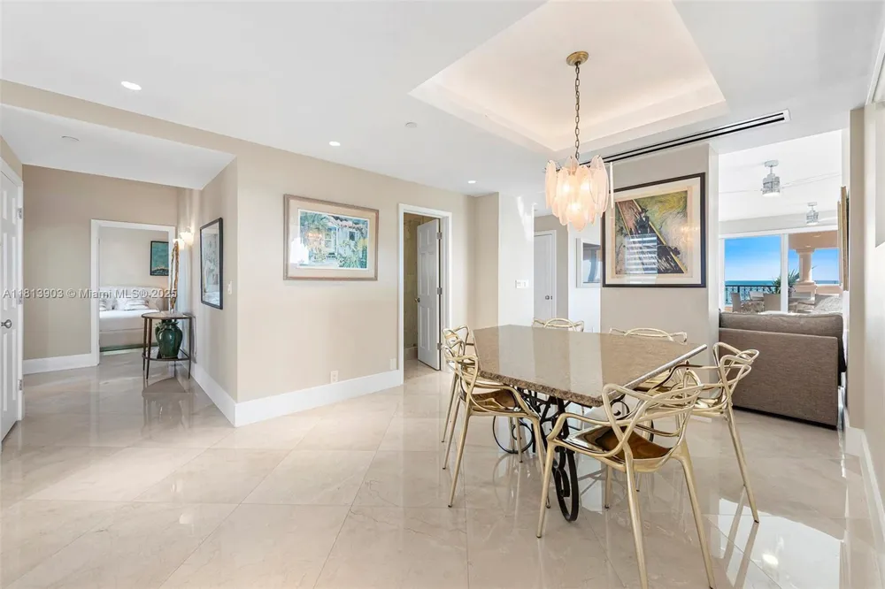 19253 Fisher Island Dr #19253 Miami Beach, FL 33109