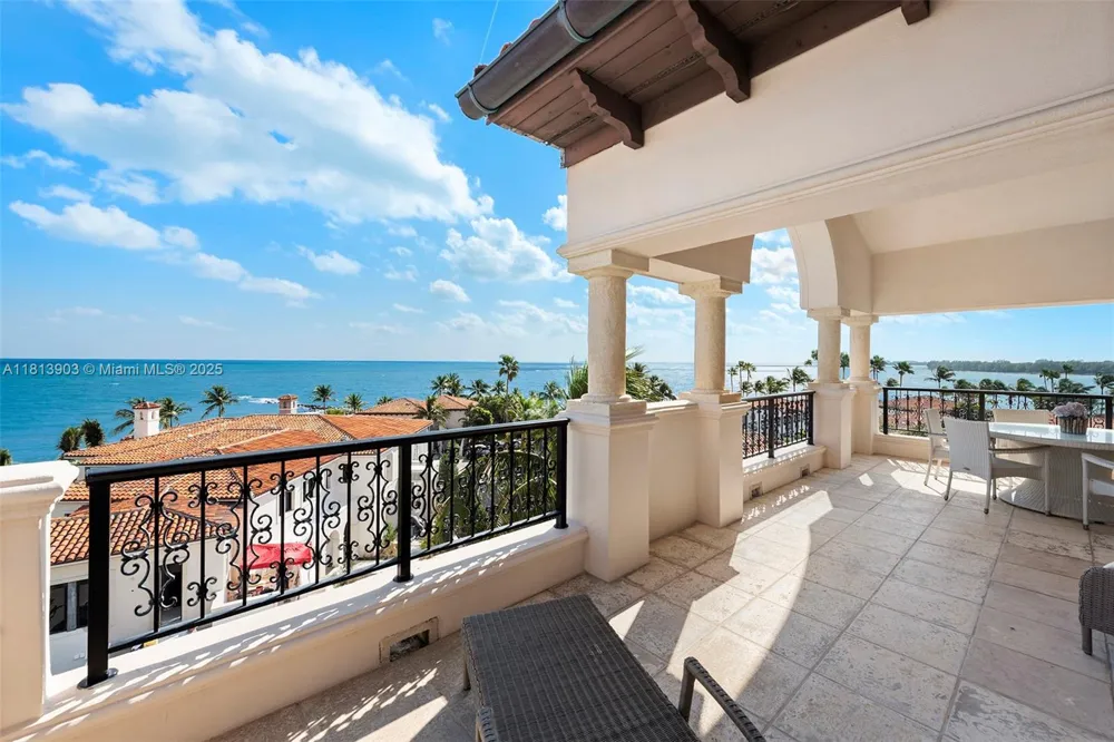 19253 Fisher Island Dr #19253 Miami Beach, FL 33109