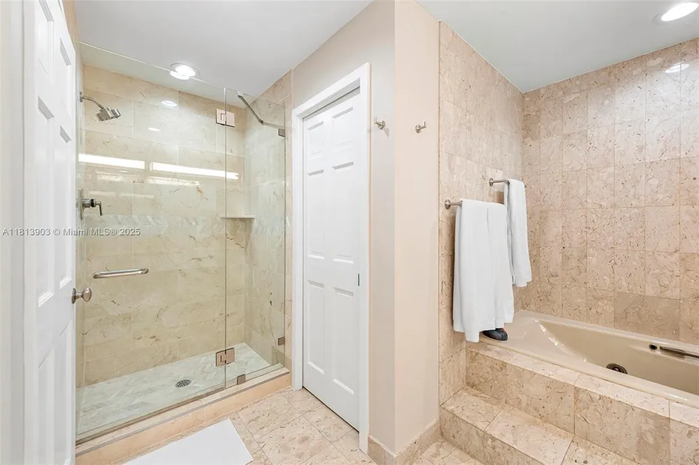 19253 Fisher Island Dr #19253 Miami Beach, FL 33109