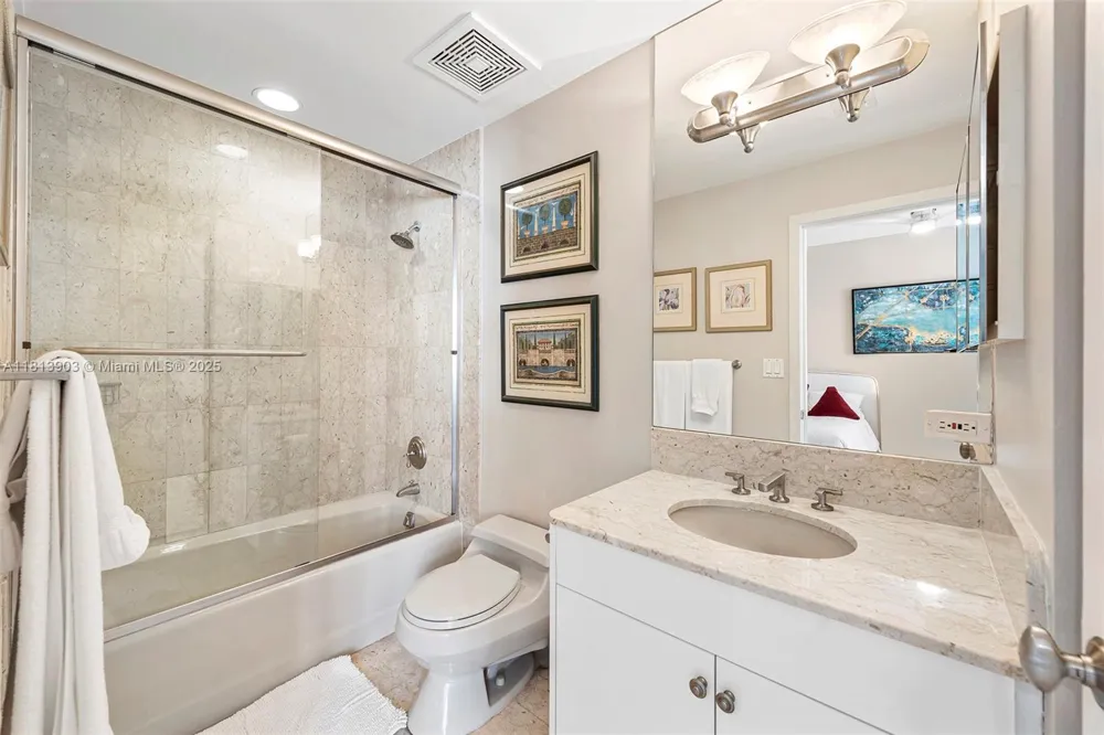 19253 Fisher Island Dr #19253 Miami Beach, FL 33109