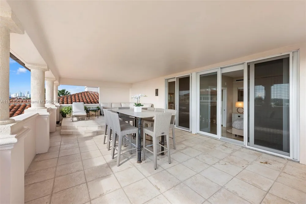 19253 Fisher Island Dr #19253 Miami Beach, FL 33109
