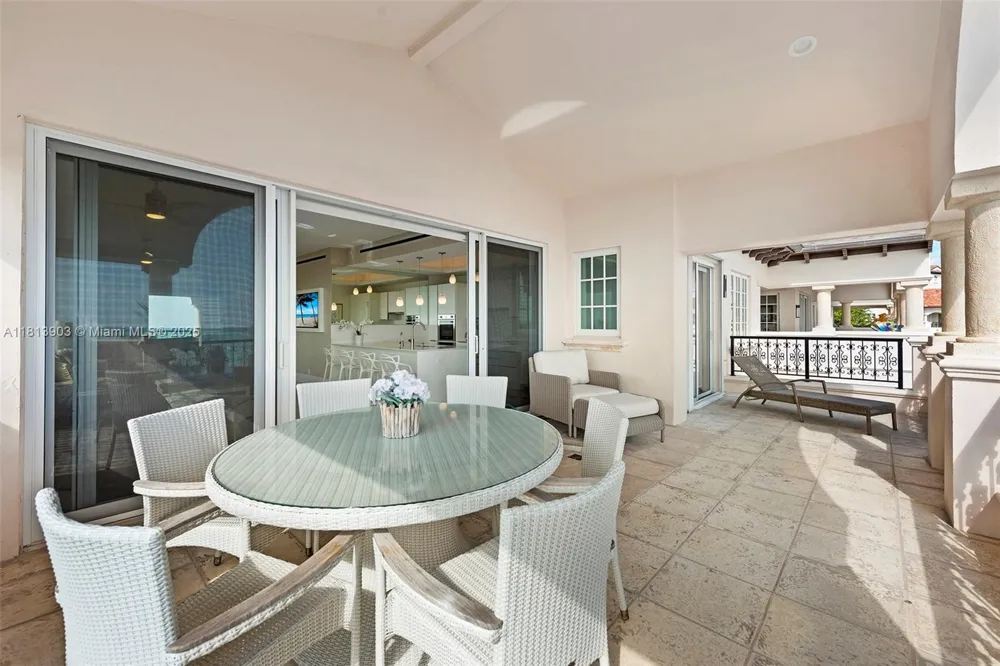 19253 Fisher Island Dr #19253 Miami Beach, FL 33109