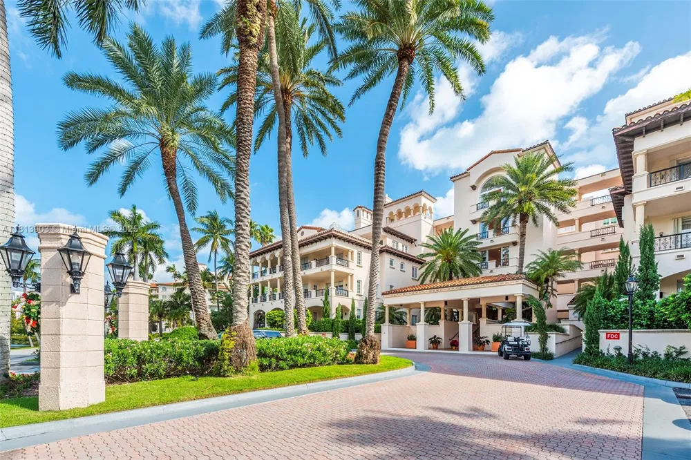 19253 Fisher Island Dr #19253 Miami Beach, FL 33109