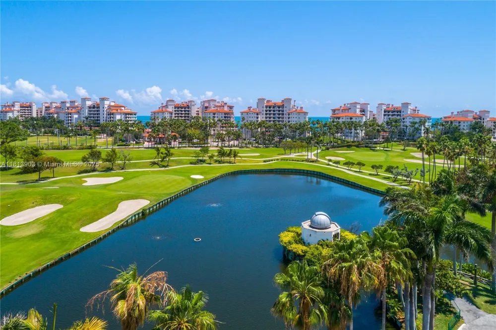 19253 Fisher Island Dr #19253 Miami Beach, FL 33109