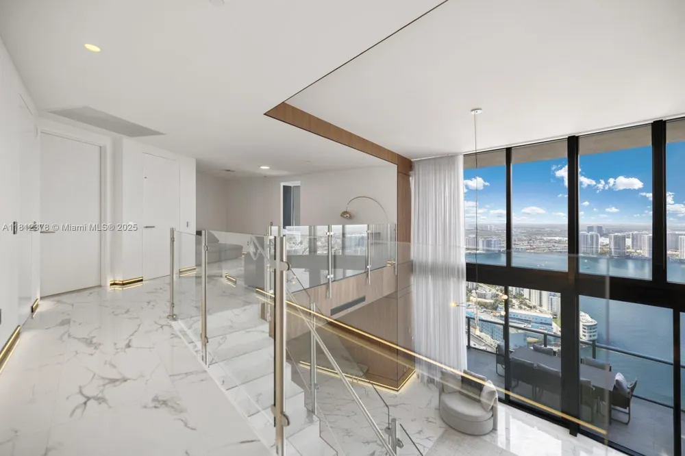 18555 Collins Ave #4603 Sunny Isles Beach, FL 33160