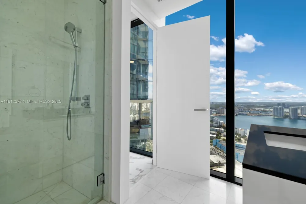 18555 Collins Ave #4603 Sunny Isles Beach, FL 33160