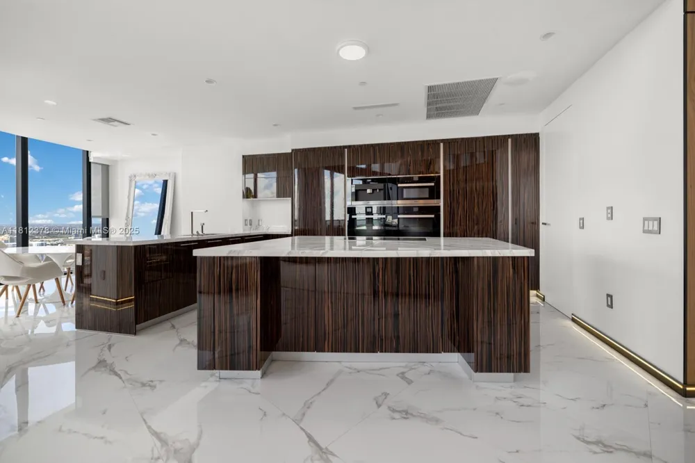 18555 Collins Ave #4603 Sunny Isles Beach, FL 33160