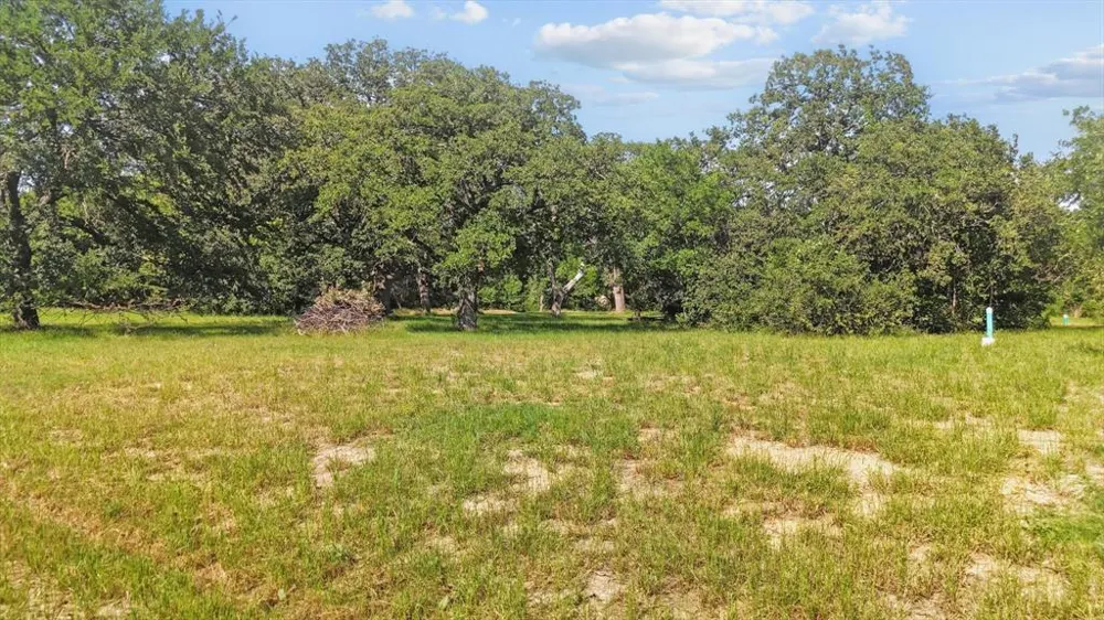 118 W Shady Shores Road Shady Shores, TX 76210