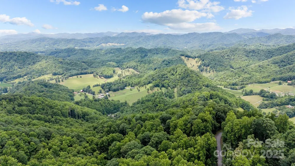 #10 & 44 Poplar Path Mars Hill, NC 28754