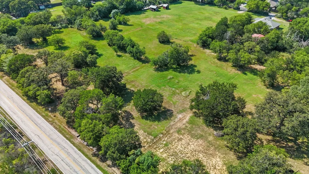 122 W Shady Shores Road Shady Shores, TX 76210