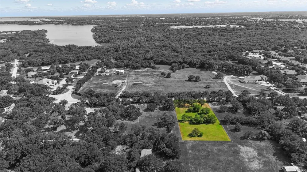 126 W Shady Shores Road Shady Shores, TX 76210