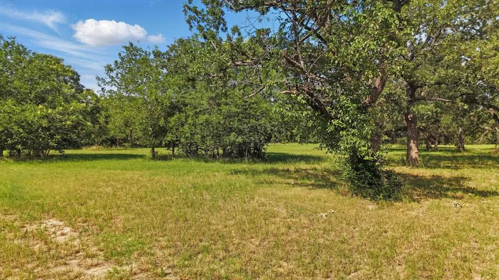 200 W Shady Shores Road Shady Shores, TX 76210