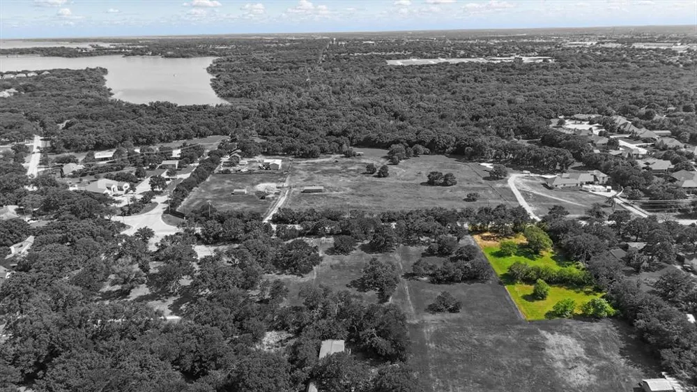 200 W Shady Shores Road Shady Shores, TX 76210