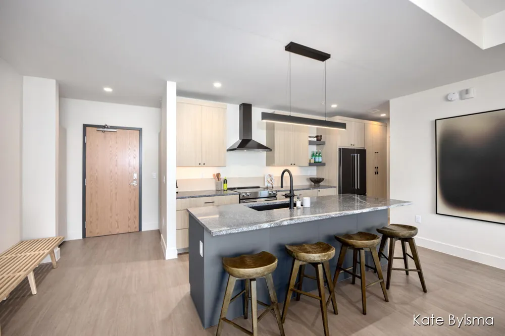 144 Oakes Street SW #1903 Grand Rapids, MI 49503