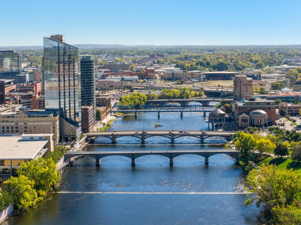 144 Oakes Street SW #1903 Grand Rapids, MI 49503