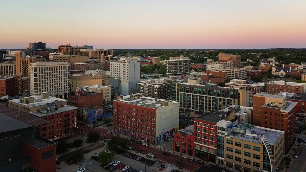 144 Oakes Street SW #1903 Grand Rapids, MI 49503