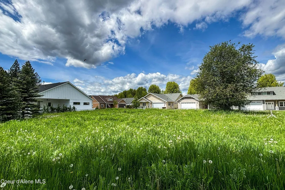 409 Becker Lane Dover, ID 83825