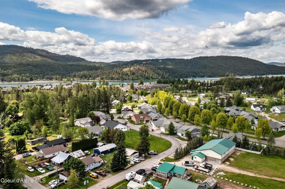 409 Becker Lane Dover, ID 83825