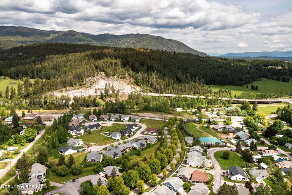 409 Becker Lane Dover, ID 83825