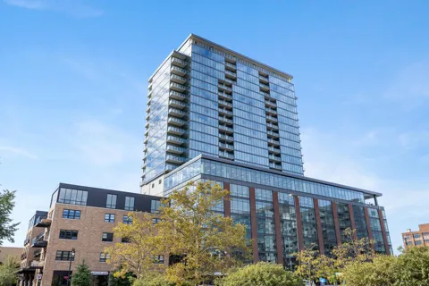 144 Oakes Street SW #1903