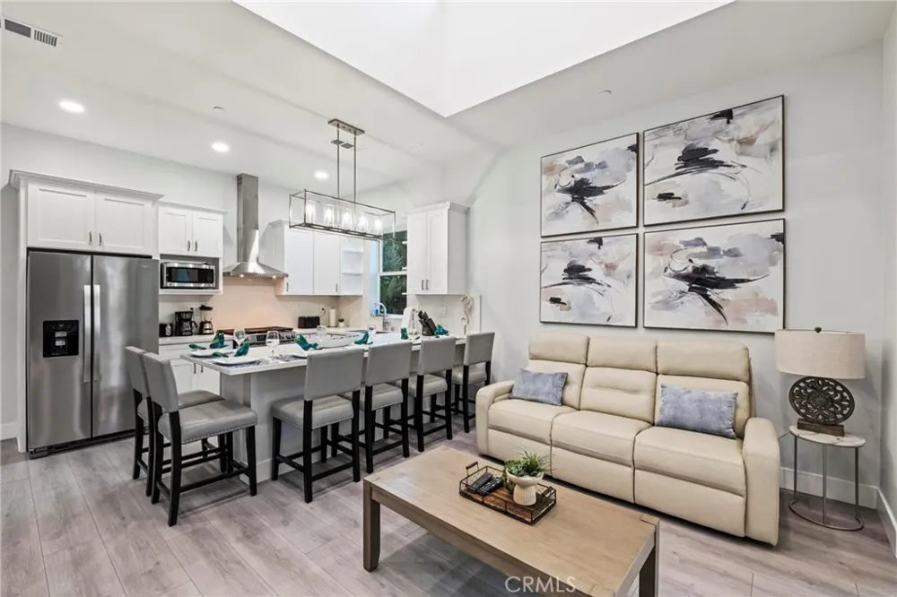 2217 Estribo Drive Rolling Hills Estates, CA 90274
