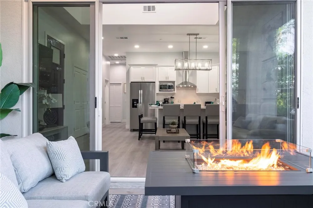 2217 Estribo Drive Rolling Hills Estates, CA 90274