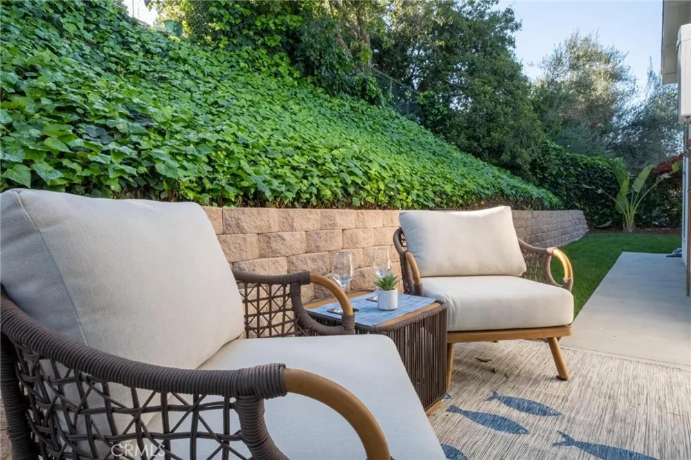 2217 Estribo Drive Rolling Hills Estates, CA 90274
