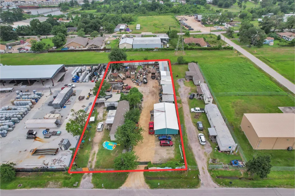 908 Lakeside Drive Channelview, TX 77530