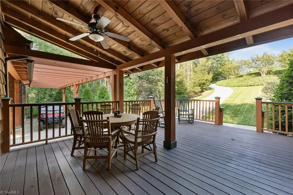 5626 Rocky Falls Lane Lenoir, NC 28645
