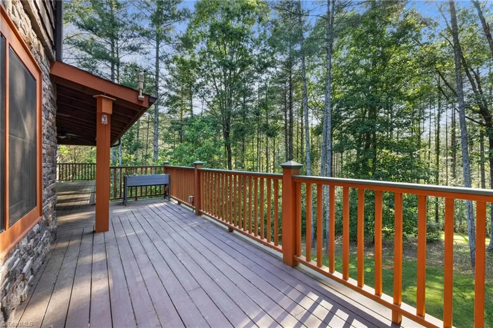 5626 Rocky Falls Lane Lenoir, NC 28645