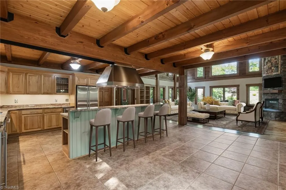 5626 Rocky Falls Lane Lenoir, NC 28645