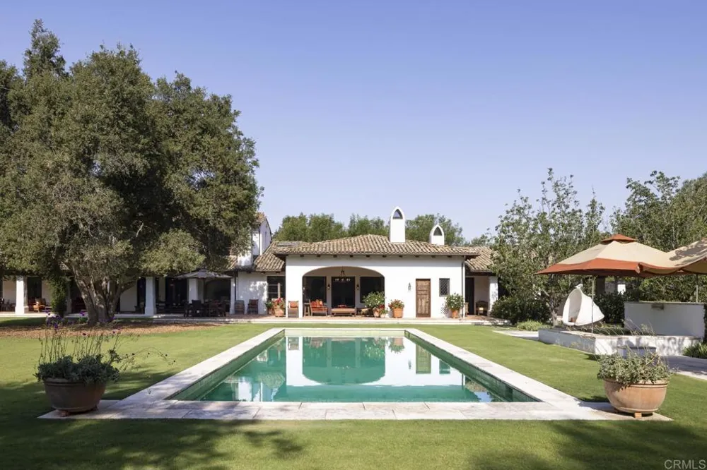 16401 Calle Feliz Rancho Santa Fe, CA 92067