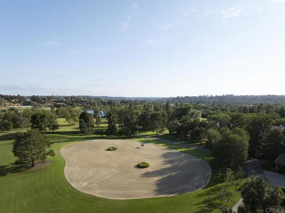 16401 Calle Feliz Rancho Santa Fe, CA 92067