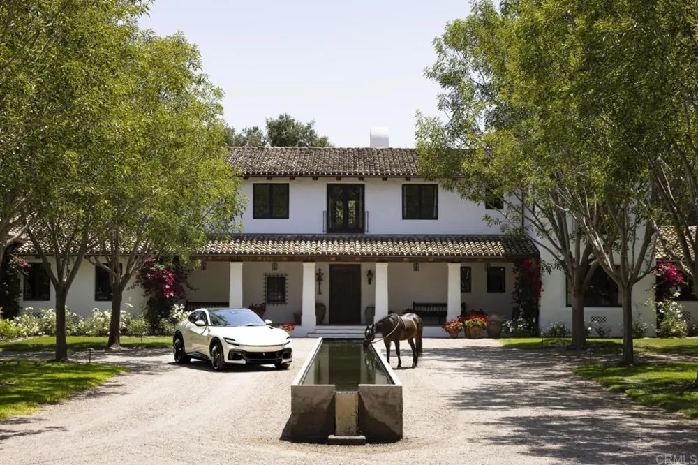 16401 Calle Feliz Rancho Santa Fe, CA 92067
