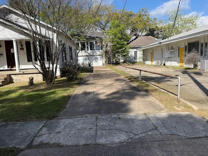 911 7th Street Orange, TX 77630