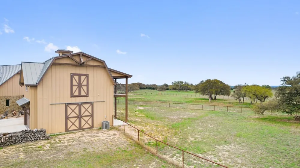 2006 County Road 112 Burnet, TX 78611