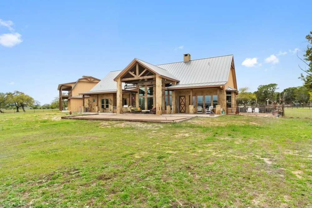 2006 County Road 112 Burnet, TX 78611