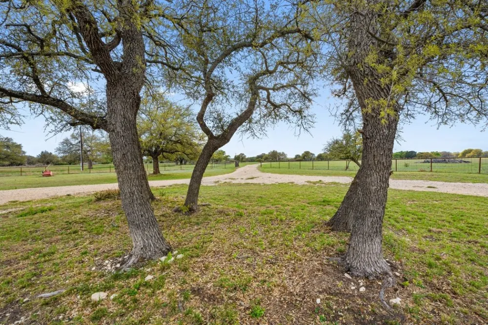 2006 County Road 112 Burnet, TX 78611