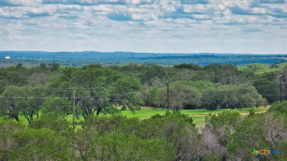 555 Summer Hill Lane Johnson City, TX 78636