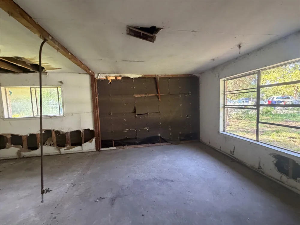 4217 Fresenius Road Silsbee, TX 77656
