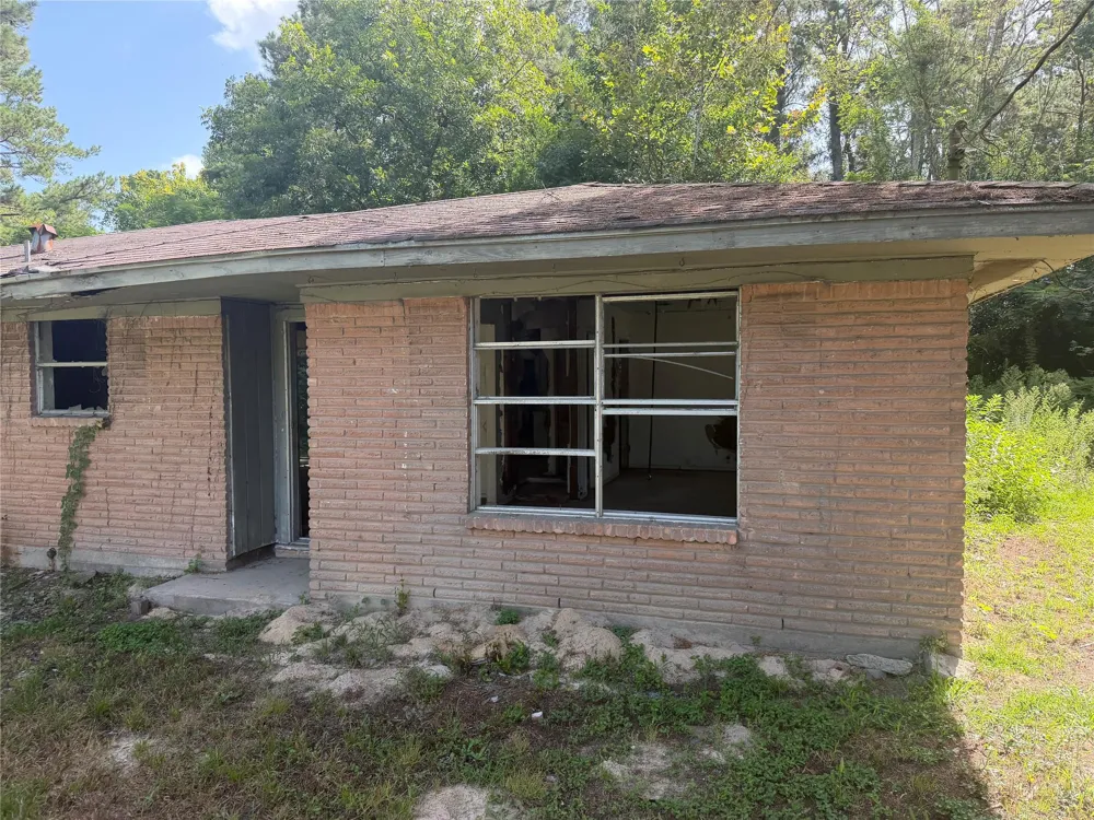 4217 Fresenius Road Silsbee, TX 77656