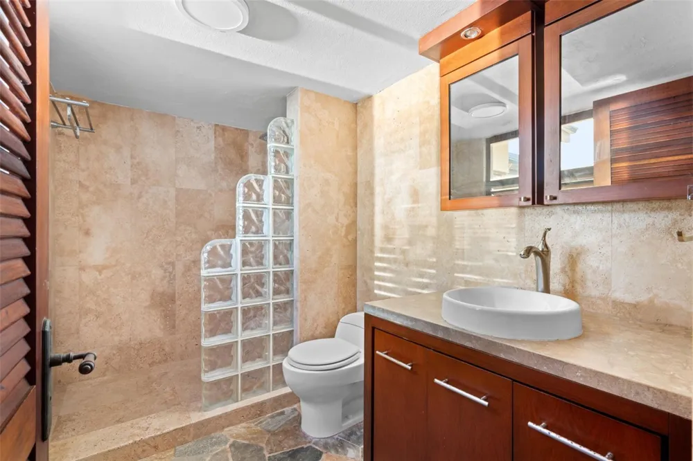 37 BARRIO FRAILES Culebra, PR 00775