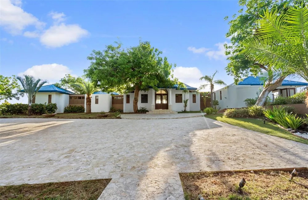 37 BARRIO FRAILES Culebra, PR 00775