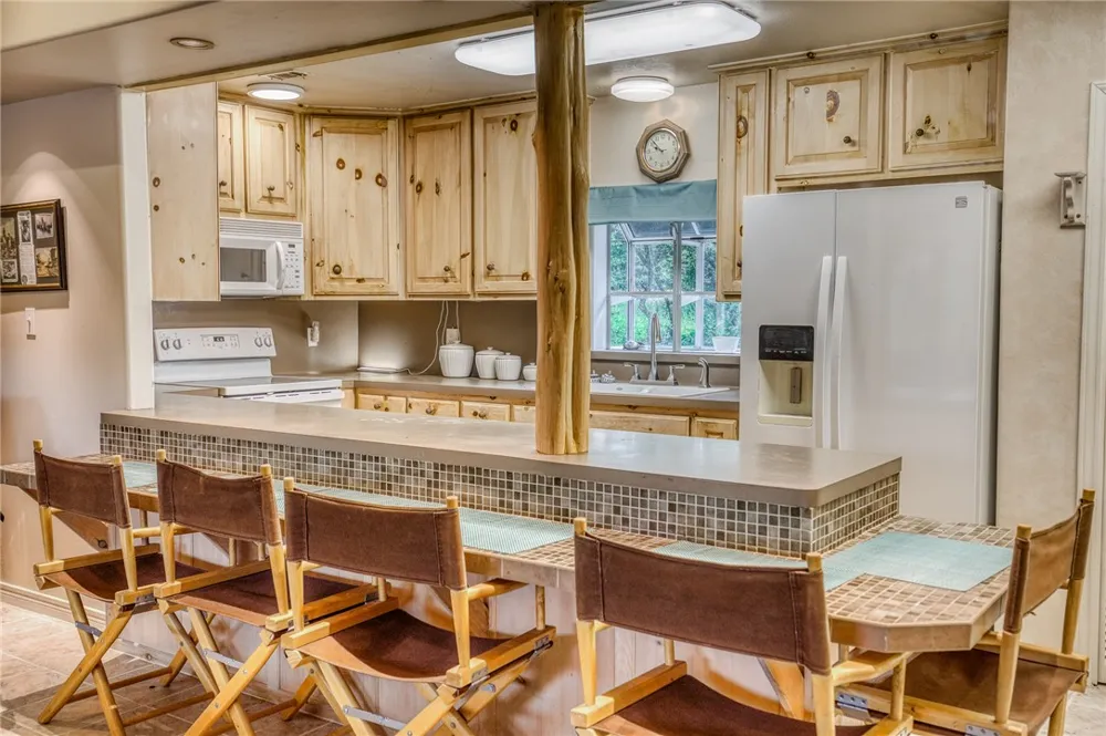 2330 County Road 329 Milano, TX 76556