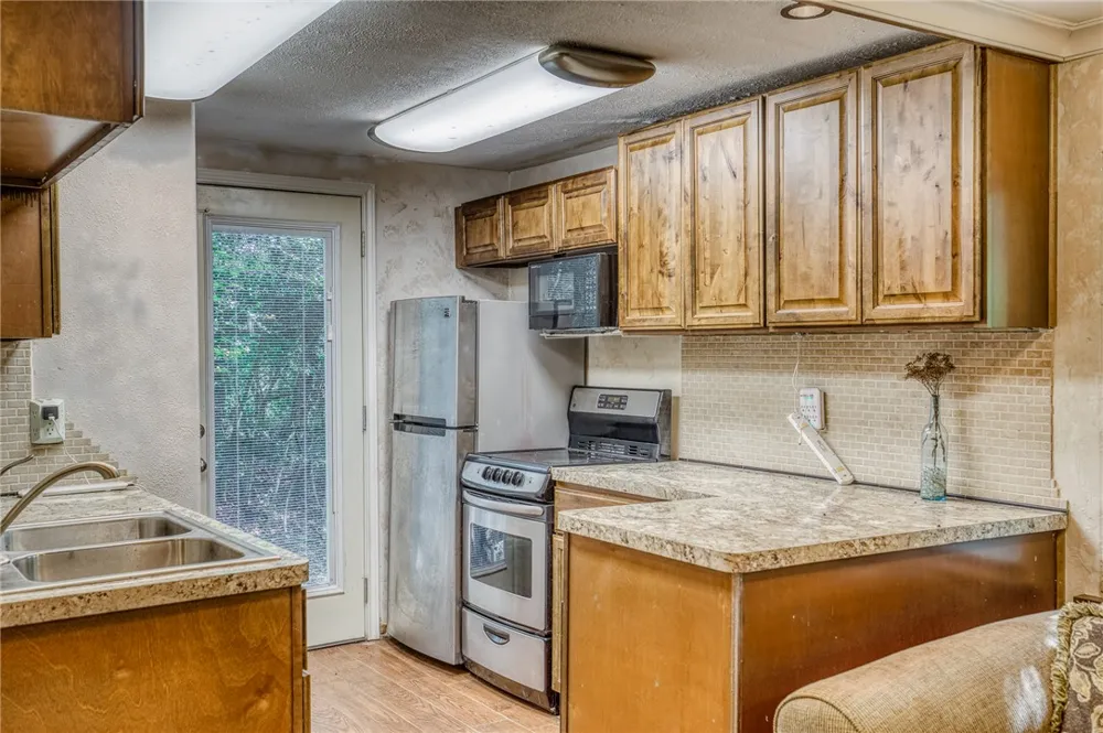 2330 County Road 329 Milano, TX 76556