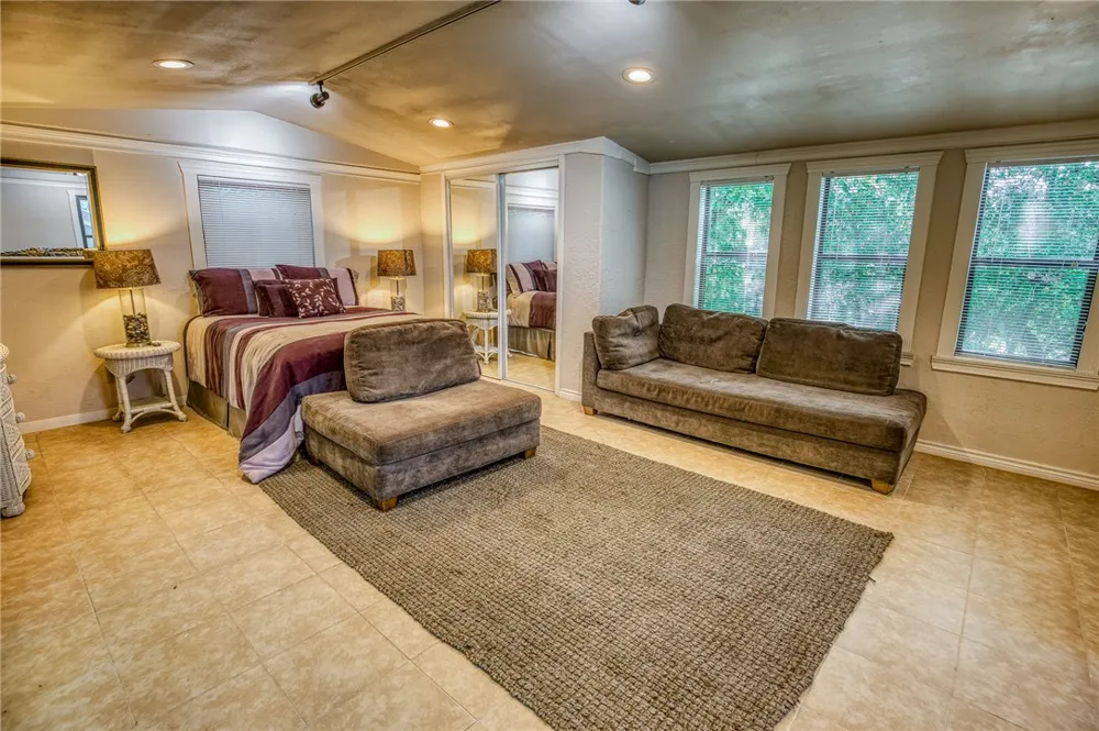 2330 County Road 329 Milano, TX 76556